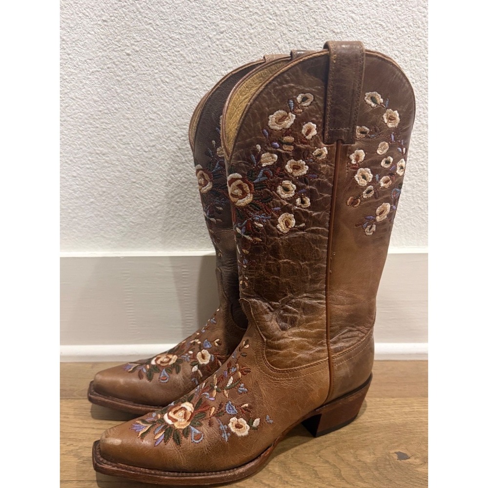 SHYANNE WOMEN'S MAISIE FLORAL EMBROIDERED WESTERN LEATHERβ BOOTS SNIP TOE 7M
